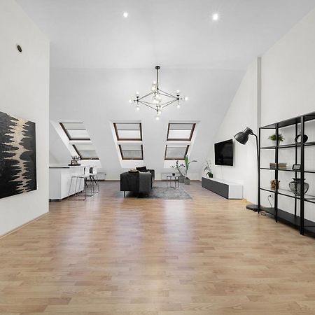 Kaunas Old Town Apartment With Underground Parking Extérieur photo