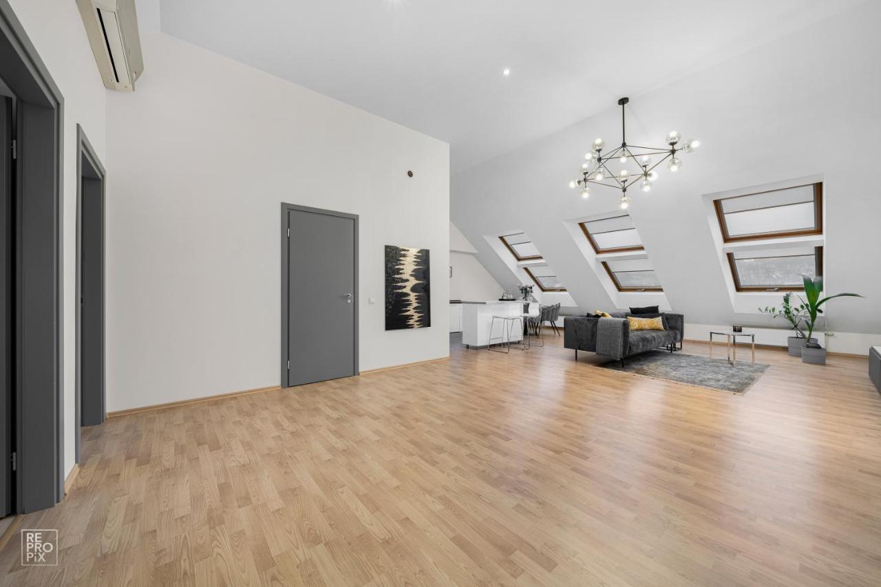 Kaunas Old Town Apartment With Underground Parking Extérieur photo