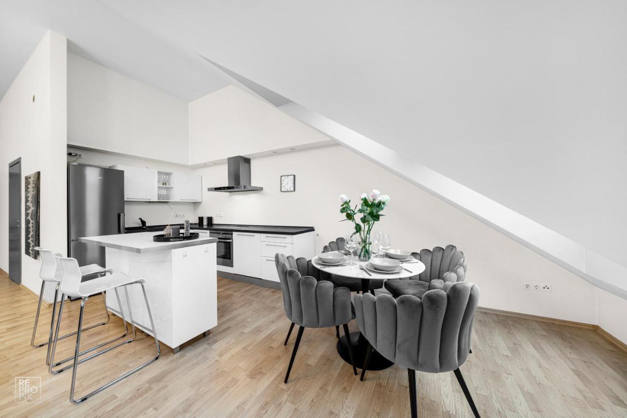 Kaunas Old Town Apartment With Underground Parking Extérieur photo